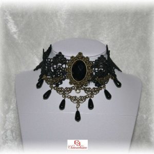 Collier choker noir en dentelle avec perles goutte et Onyx noir